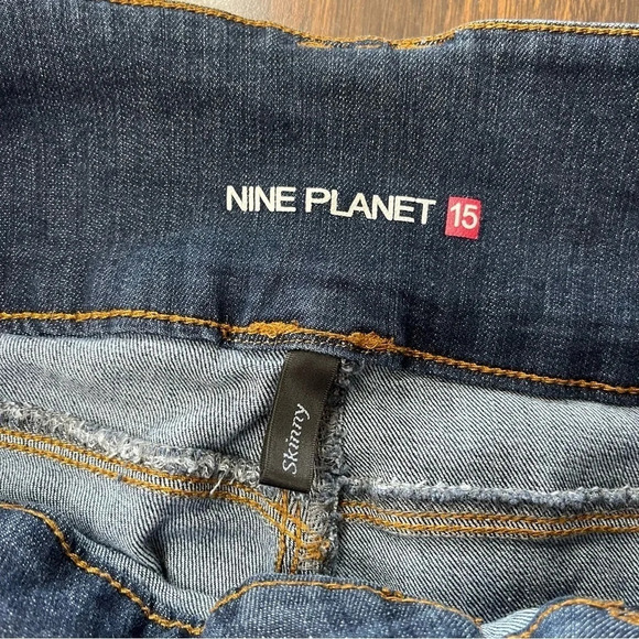 Nine Planet High Rise Wide Waist Band Three Button Jeans skinny size 15 - Picture 3 of 11